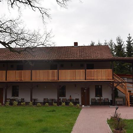 Вилла Gosciniec Pod Debem Trzciel Экстерьер фото